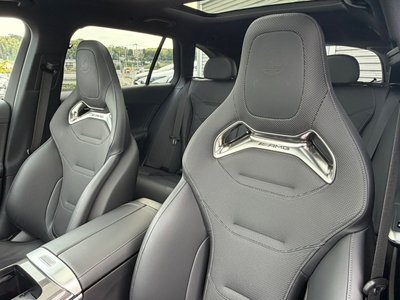 2025 Mercedes-BENZ C-CLASS AMG 照片 25