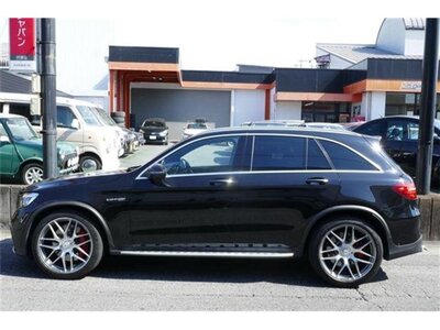 صورة 4 لـ 2018 Mercedes-BENZ GLC AMG