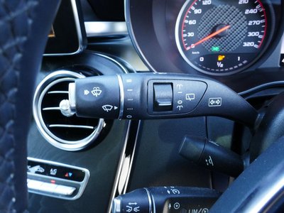 صورة 32 لـ 2018 Mercedes-BENZ GLC AMG