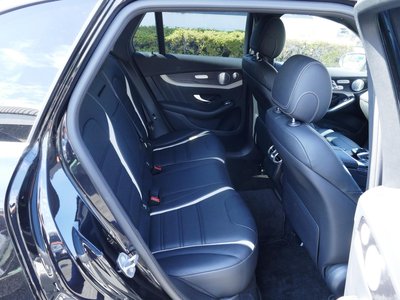 صورة 24 لـ 2018 Mercedes-BENZ GLC AMG