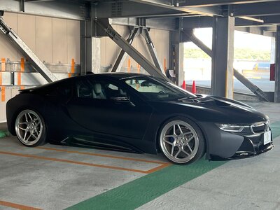 2015 BMW I8 — фото 15