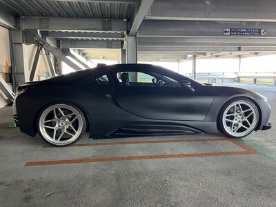 2015 BMW I8 — фото 16
