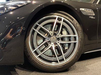 صورة 13 لـ 2024 Mercedes-BENZ GT AMG