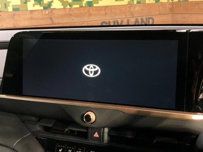 2025 Toyota CROWN SPORT photo 3