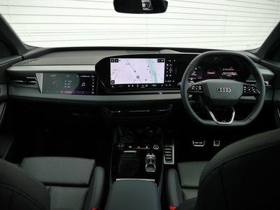 2025 AUDI Q6 E-TRON photo 10