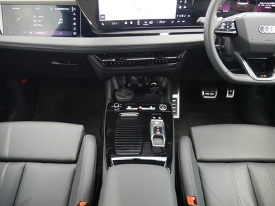 2025 AUDI Q6 E-TRON photo 12
