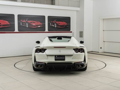 2020 Ferrari 812 GTS photo 23