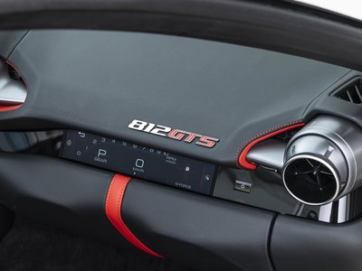 2020 Ferrari 812 GTS 照片 11