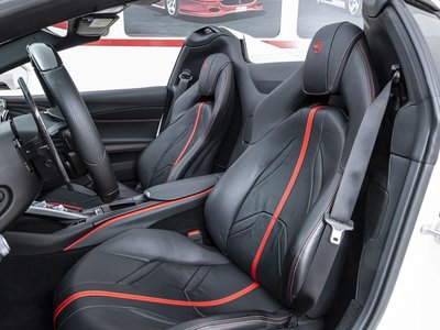 2020 Ferrari 812 GTS 照片 3