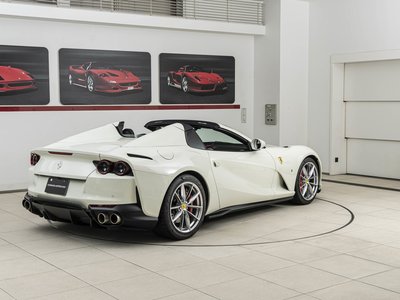 2020 Ferrari 812 GTS photo 21