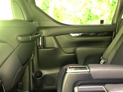 2022 Toyota ALPHARD 照片 24