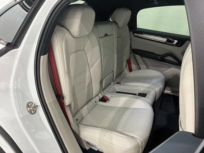 2020 Porsche CAYENNE thumbnail 20