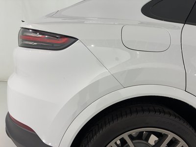 2020 Porsche CAYENNE thumbnail 37