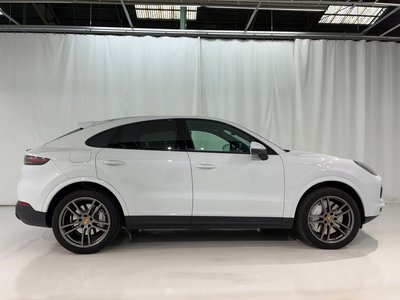 2020 Porsche CAYENNE thumbnail 34