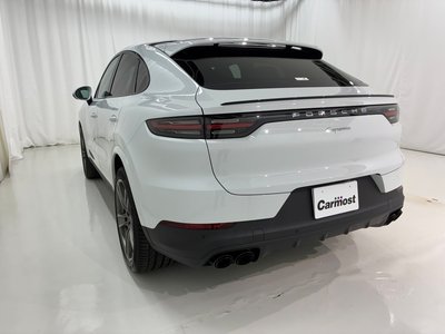 2020 Porsche CAYENNE thumbnail 43