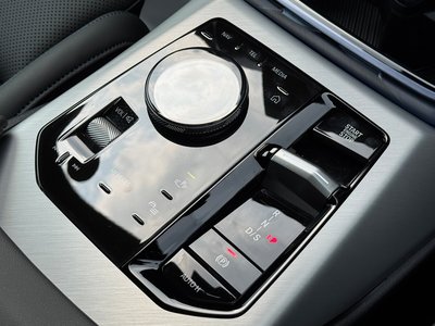 2025 BMW X3 thumbnail 30
