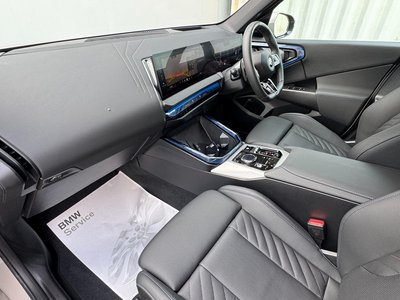 2025 BMW X3 thumbnail 35