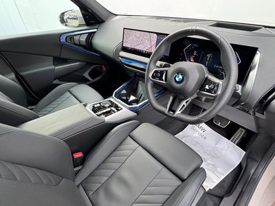 2025 BMW X3 thumbnail 33
