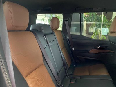 2025 Lexus GX — миниатюра 38