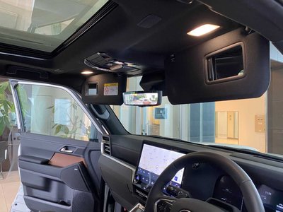 2025 Lexus GX — миниатюра 30
