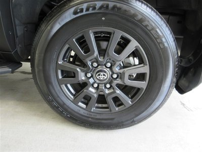 صورة مصغرة 31 لـ 2024 Toyota LAND CRUISER 250