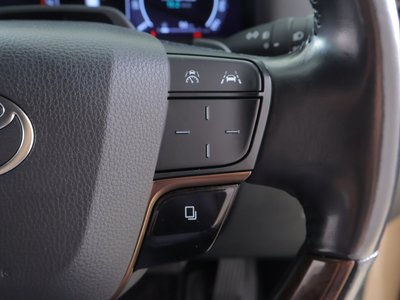 صورة 21 لـ 2024 Toyota ALPHARD