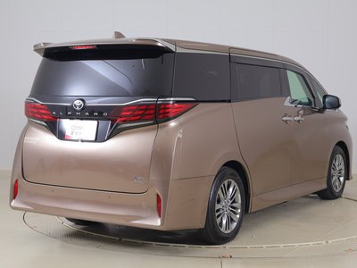 صورة 60 لـ 2024 Toyota ALPHARD