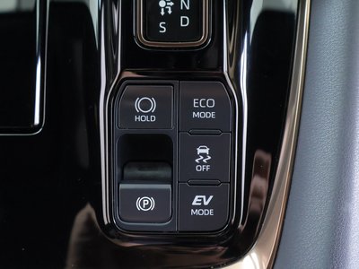 صورة 26 لـ 2024 Toyota ALPHARD