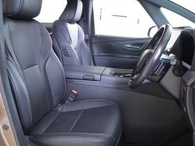 صورة 40 لـ 2024 Toyota ALPHARD