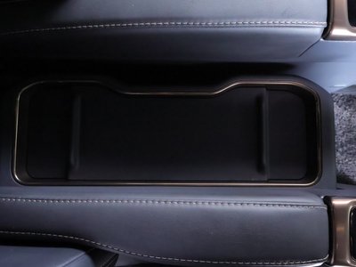 صورة 48 لـ 2024 Toyota ALPHARD