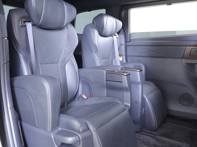صورة 45 لـ 2024 Toyota ALPHARD