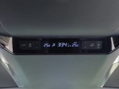 صورة 31 لـ 2024 Toyota ALPHARD
