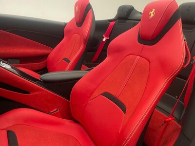 صورة مصغرة 38 لـ 2025 Ferrari ROMA SPIDER