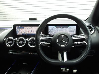 2025 Mercedes-BENZ GLA thumbnail 34