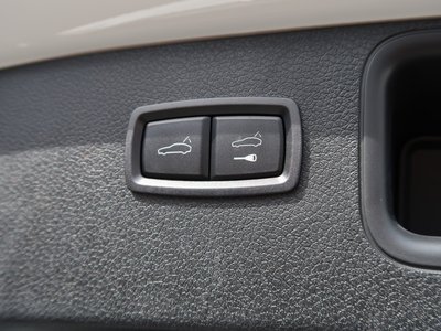 صورة مصغرة 31 لـ 2021 Porsche MACAN