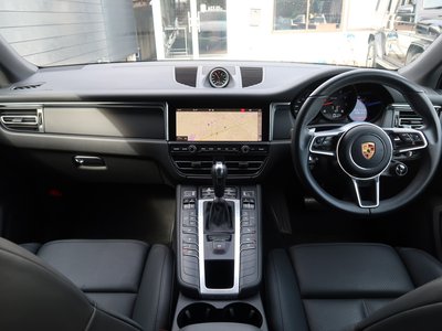 صورة مصغرة 15 لـ 2021 Porsche MACAN