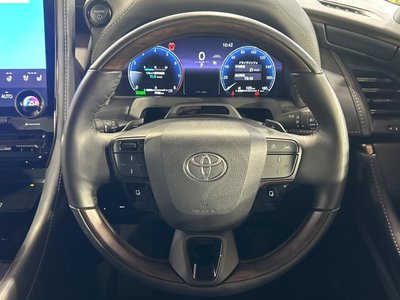 صورة 10 لـ 2025 Toyota VELLFIRE