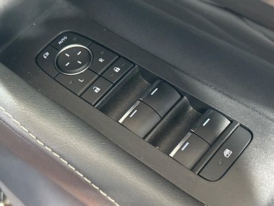 صورة 33 لـ 2025 Toyota VELLFIRE