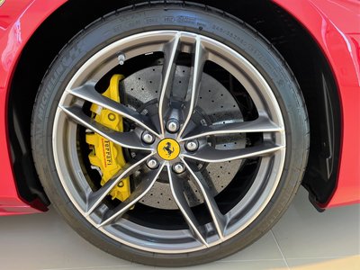 صورة مصغرة 24 لـ 2018 Ferrari 488 SPIDER