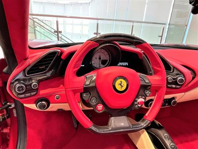 صورة مصغرة 18 لـ 2018 Ferrari 488 SPIDER