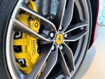 صورة مصغرة 25 لـ 2018 Ferrari 488 SPIDER