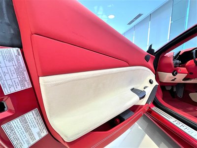 صورة مصغرة 23 لـ 2018 Ferrari 488 SPIDER