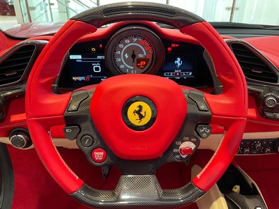 صورة مصغرة 19 لـ 2018 Ferrari 488 SPIDER