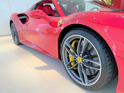 صورة مصغرة 26 لـ 2018 Ferrari 488 SPIDER