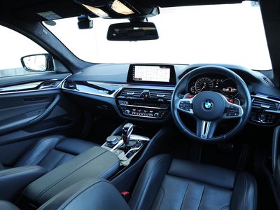 صورة مصغرة 6 لـ 2018 BMW M5