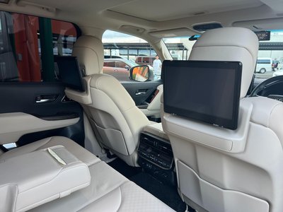 2023 Toyota LAND CRUISER 300 thumbnail 49