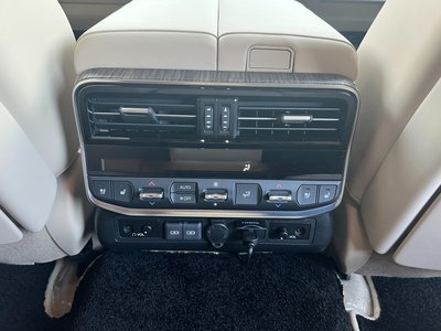 2023 Toyota LAND CRUISER 300 thumbnail 51
