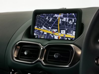 2024 Aston Martin VANTAGE photo 13