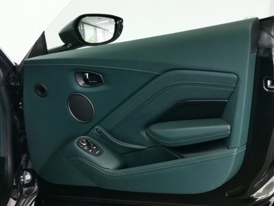 2024 Aston Martin VANTAGE photo 7