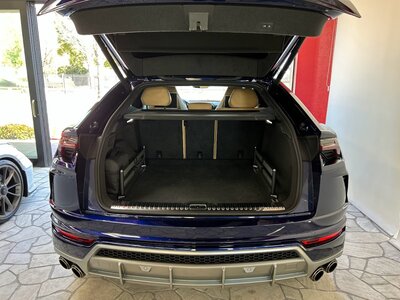 صورة 14 لـ 2019 Lamborghini URUS